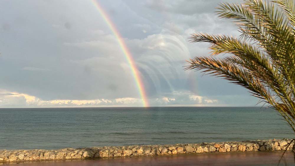 Goldener Sand und kristallklares Wasser - Der Golden Beach